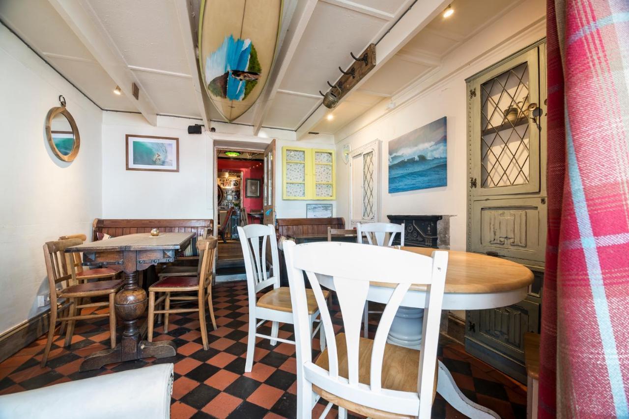 Manorbier Castle Inn Sunset Room מראה חיצוני תמונה