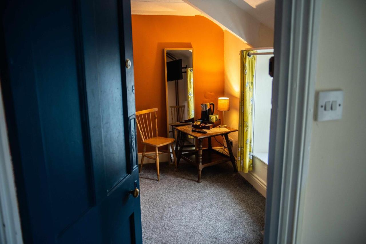 Manorbier Castle Inn Sunset Room מראה חיצוני תמונה