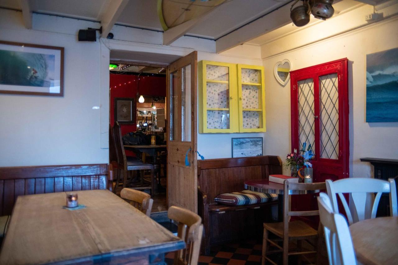 Manorbier Castle Inn Sunset Room מראה חיצוני תמונה